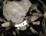 A picture of step 2 of Oreo Milkshake.