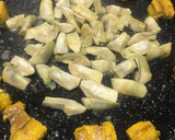 Foto del paso 3 de la receta: Arroz en paella de costillas con alcachofas y habitas