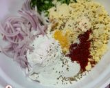 A picture of step 2 of Onion pakoda.