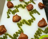 A picture of step 6 of Kuttu Alu ki pakodi with green chutney.