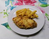 Csirkemell fűszeres sajtkabátban recept fázis 4 fotója