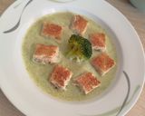 Brokkoli krémleves recept fázis 3 fotója