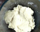 A picture of step 3 of Bread gulab jamun.