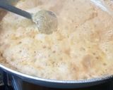 A picture of step 3 of Besan ka halwa.