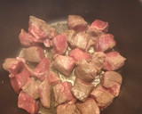 Foto del paso 1 de la receta: Estofado de carne al pimentón