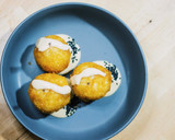 Foto del paso 6 de la receta: Bolitas de arroz frito rellenas de bonito y mayonesa de soja