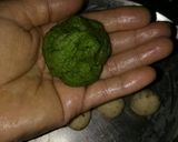 A picture of step 11 of Spinach Cheese Balls.