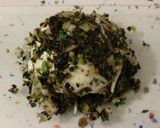 Foto del paso 5 de la receta: Mozzarella aliñada con finas hierbas y aceitunas negras