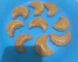 Foto langkah ke 5 dari resep 48.Kue Kacang teflon ambyar.