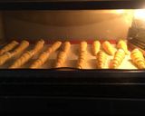 Foto langkah ke 8 dari resep Cream Vla Horn Bread.