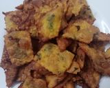 મેથી ની ભાજી ના સક્કરપારા (Methi Bhaji Shakkarpara Recipe In Gujarati) રેસીપી સ્ટેપ4ફોટો
