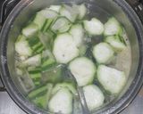 Foto langkah ke 3 dari resep Sup Oyong Misoa.