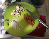 Foto del paso 2 de la receta: Huevo a la cacerola, con 3 quesos
