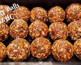 A picture of step 6 of 🥥🥜🌰Energy Balls🌰🥜🥥.