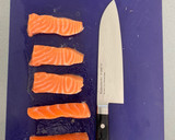 Foto del paso 2 de la receta: Bastones Crocantes de Salmón