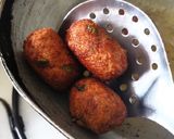 A picture of step 4 of Potato Cheese Bites.