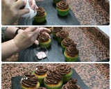 Foto del paso 5 de la receta: Cupcakes sencillos con ganache de chocolate negro
