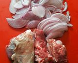 Foto del paso 1 de la receta: Codillo de cordero con baharati, kabsa y champiñones