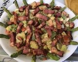 A picture of step 20 of Warm Potato and Asparagus Salad with Bacon, Tomatoes, and Sweet Onion.
