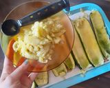 Foto del paso 2 de la receta Calabacín relleno de atún al horno