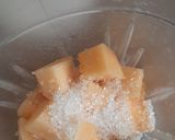 A picture of step 2 of Muskmelon mojito.