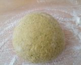 Foto del passaggio 3 della ricetta TORTELLINI ALL'ODORE DI RUCOLA RIPIENI DI ZUCCA CON MONTASIO E NOCI