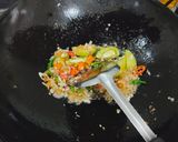 Foto langkah ke 4 dari resep Tumis Bunga Pepaya.