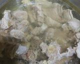 Foto langkah ke 2 dari resep Sup iga sapi asam pedas.
