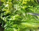 Foto langkah ke 2 dari resep Sayur Selada ala Hongkong.