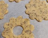 Mákos linzer fűszeres narancs lekvárral recept fázis 4 fotója