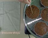 Foto langkah ke 16 dari resep Bolu Pisang Kukus Moist.