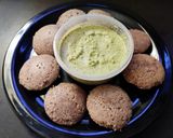 A picture of step 5 of Raagi Idli.