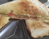 A picture of step 8 of Veg Cheese Sandwich 😋.