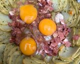 Foto del paso 3 de la receta: 540. Flor de huevos rotos (picoteo)