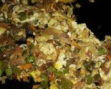 A picture of step 4 of Egg Veg Vermicelli..