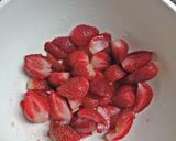 Foto langkah ke 5 dari resep Berries Pie Keto #Ketopad_CP_AnekaPieKeto.