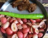 A picture of step 1 of Karonda chutney.