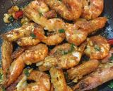 干燒大蝦 Dry Fried Shrimps with Garlic and Scallions的食譜步驟4照片
