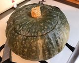 Une image de l'étape 1 de Citrouille joyeuse (purée de courge delica moretti,pommes de terre,lard,emmental,persil).