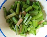 Foto langkah ke 1 dari resep Tumis genjer pedesss.