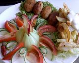 Foto del paso 1 de la receta: Croquetas de zanahoria con ensalada y unas papas fritas con alioli extra picante