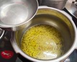 વઘારેલી ખીચડી (Vaghareli Khichdi Recipe In Gujarati) રેસીપી સ્ટેપ1ફોટો