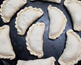 Foto del paso 5 de la receta: Tapas de empanadas tipo criollas