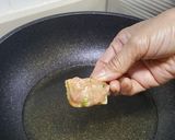 รูปขั้นตอนการทำที่ 3 ของ ขนมปังหน้าหมู
