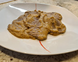 Foto del paso 6 de la receta: Filetes de ternera en salsa de hongos y patata