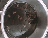 Foto del paso 2 de la receta Salsa de ciruelas y vino tinto para carnes de Navidad