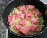 Foto del paso 2 de la receta: Atún encebollado al limón