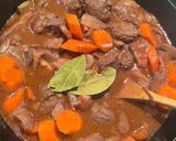 Une image de l'étape 7 de Bœuf bourguignon 🐂.