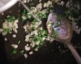 Foto del paso 2 de la receta: Filete al perejil con papas rústicas