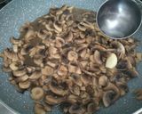 A picture of step 2 of Creamy Ricotta and Mushroom Pasta.